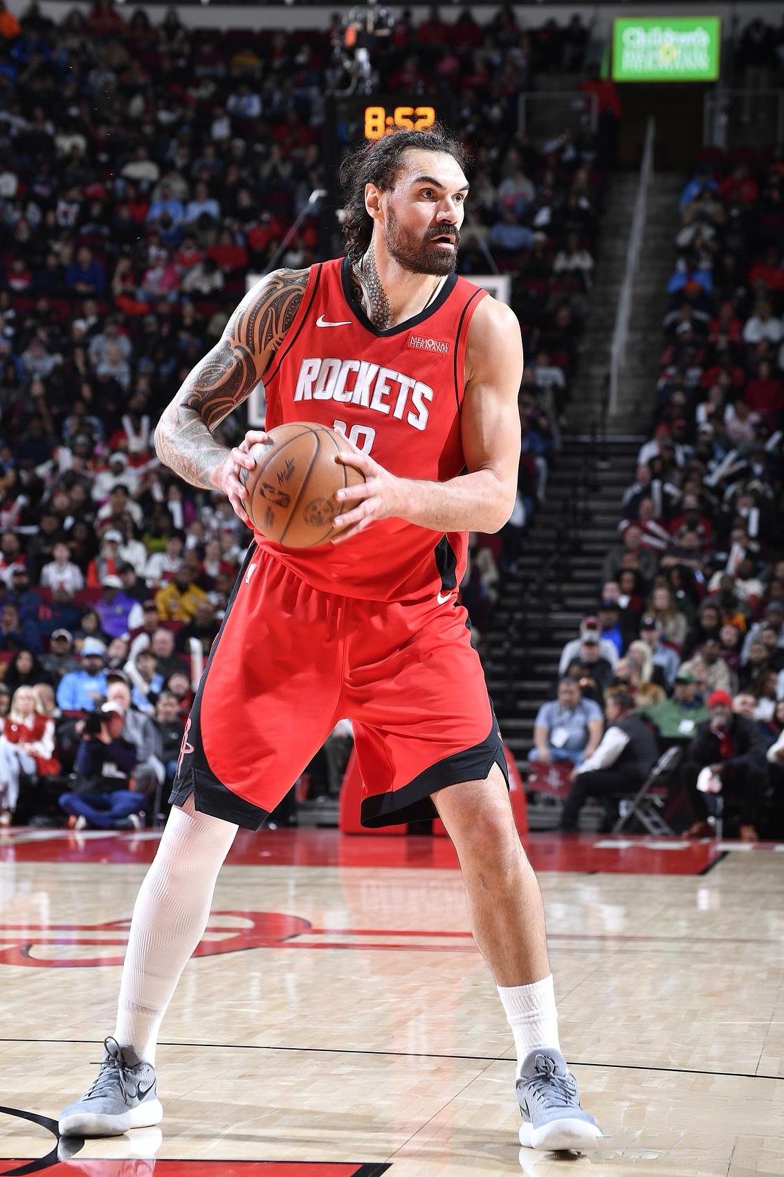 窗口期体能课后;孟菲斯灰熊强势反弹备战社区盾;媒体盛赞;轮换策略成焦点的简单介绍